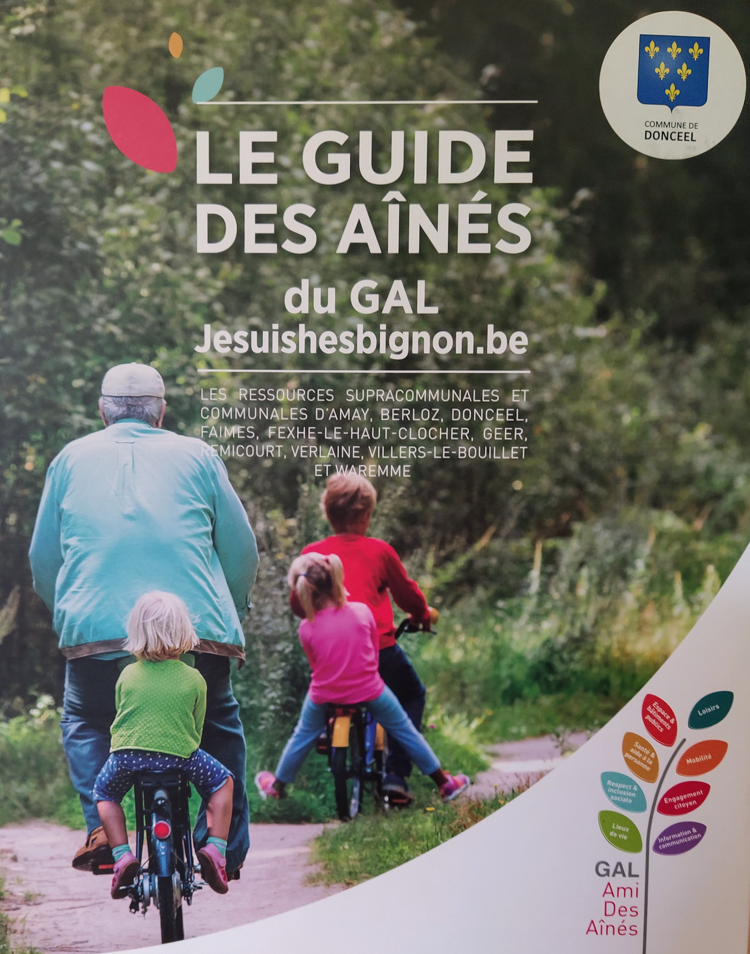 Affiche guide des ainés